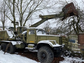KrAZ-255, excavator
