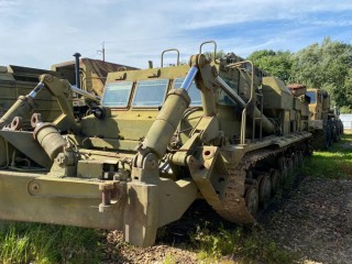 Bulldozer BAT-2