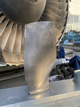 RB-211 aviation engine blade