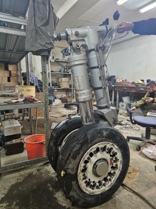 Main landing gear from a Gulf Stream aircraft