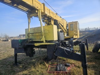 Drilling rig BKM-1513