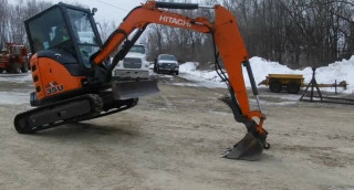 Mini excavator Hitachi ZX-35U2