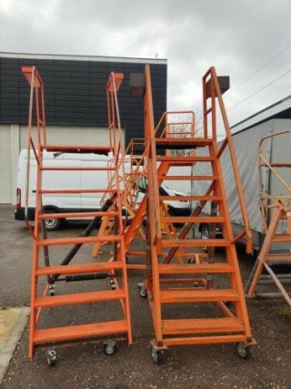 Aviation stepladder