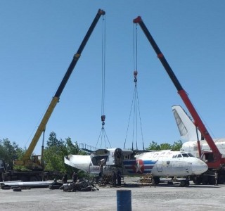 Disassembly, assembly, aircraft transportation