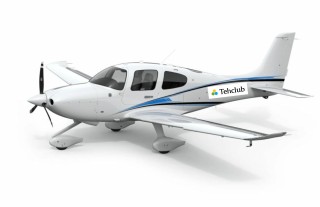 Airplane Cirrus SR20