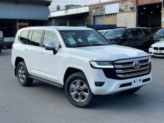 Armored Land Cruiser 300