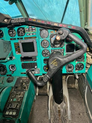 Tu-154 cabin