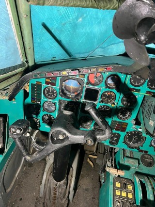 Tu-154 cabin