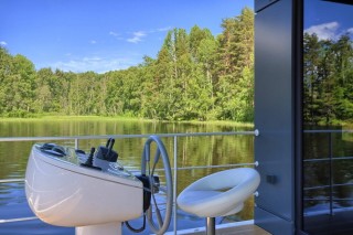 Houseboat Freedom 75