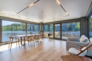 Houseboat Freedom 75