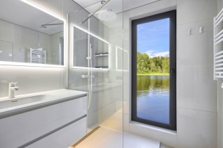 Houseboat Freedom 75