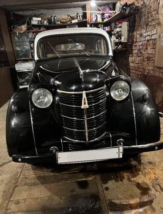 Moskvich 401.