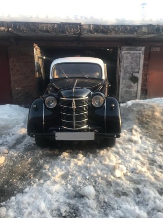 Moskvich 401.
