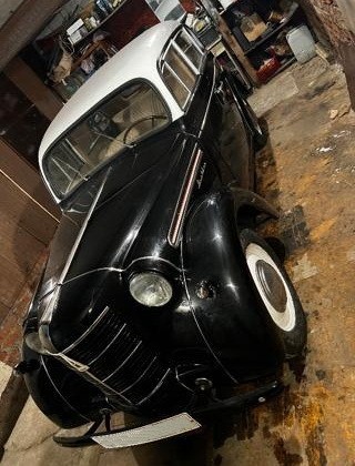 Moskvich 401.