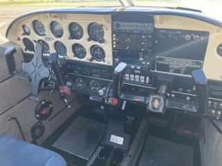 Piper PA28-180G