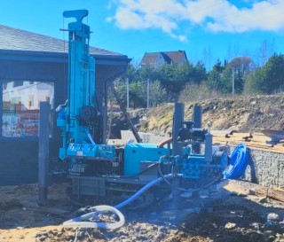 Board caterpillar installation