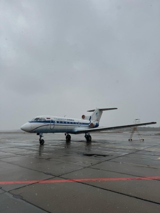 Yak-40