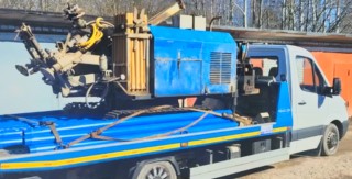 Board caterpillar installation