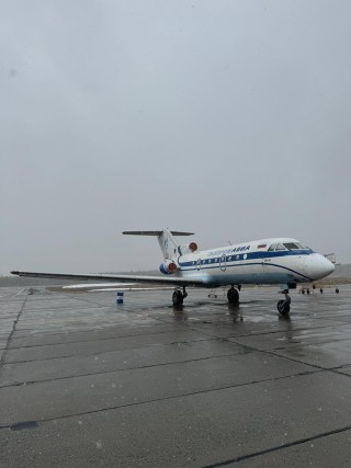 Yak-40