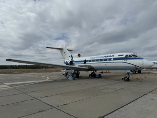 Yak-40