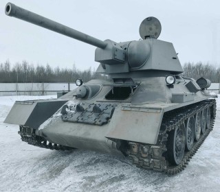 Model of the T-34-76 tank