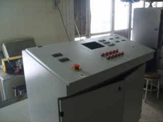 Equipment for the production of sugar cubes
