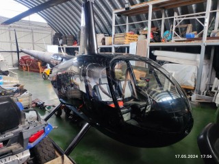 Robinson Astro helicopter