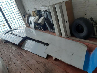 Crj 200 aircraft wing