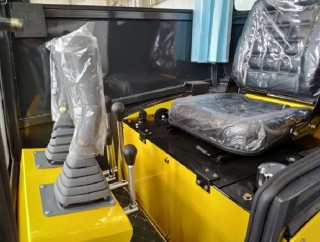 Mini-Excavator HQ 10