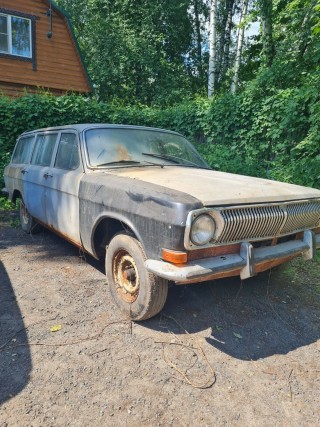 Volga GAZ 2402