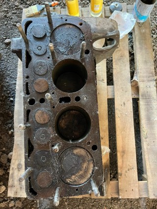 Engine block on GAZ-67