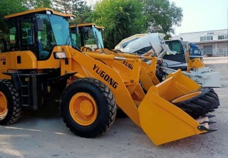 YUGONG 933L front loader