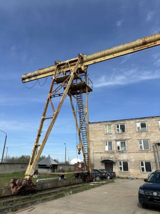 Gantry crane KKT-10-25