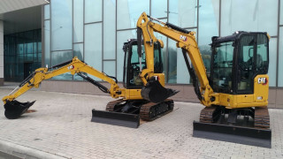 Crawler mini excavator CAT303CR