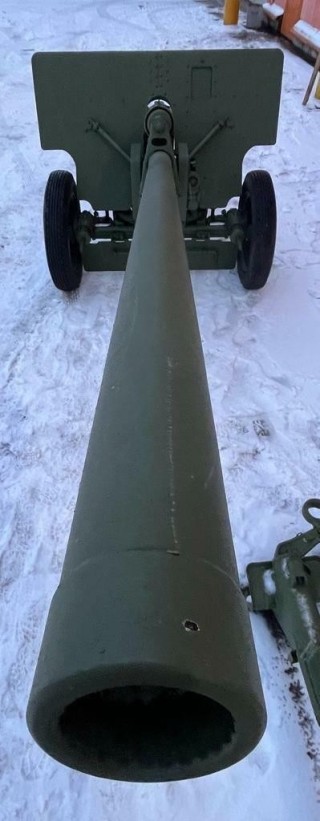 Zis-2 gun