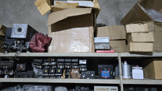 Selling wholesale warehouse of spare parts