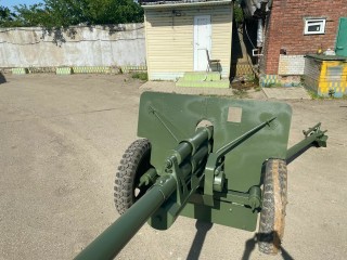 Cannon ZiS-3 (replica)