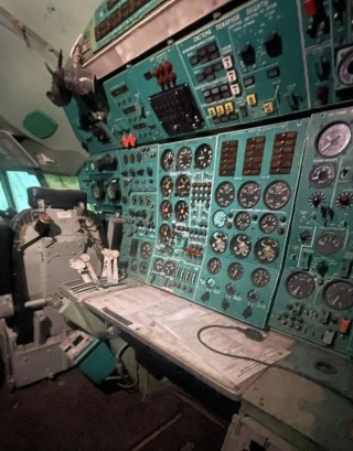 Tu-154 cabin
