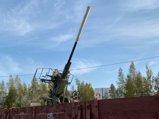 Car with a mock-up of the S-60 installation, rental