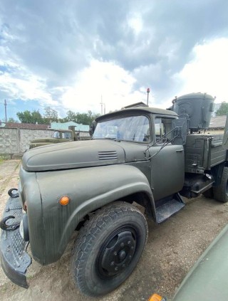 ZIL-130 with APM-90 airfield searchlight