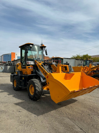 Фронтальный погрузчик Rantex ZL20