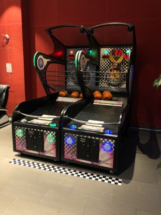 Basketball attraction