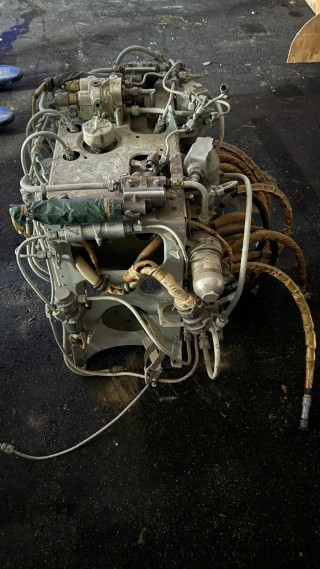 Panel of hydraulic units for Mi-8T