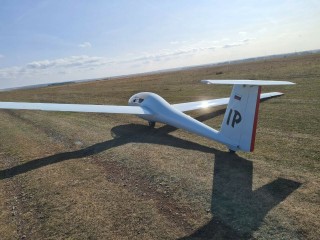 Glider AC 4-115