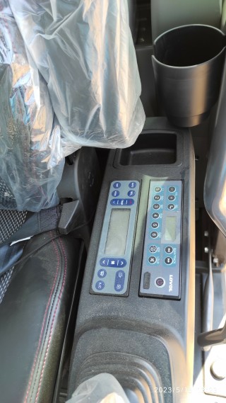 WEICHAI WE225E2 crawler excavator