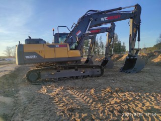 WEICHAI WE225E2 crawler excavator