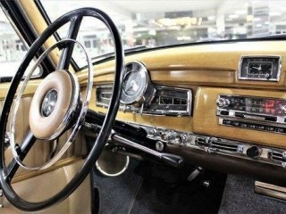 Mercedes-Benz 300 Adenauer