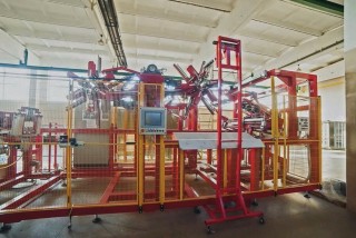 Automatic two -bearing machine CAL