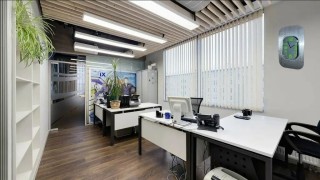 Boeing airplane fuselage clock