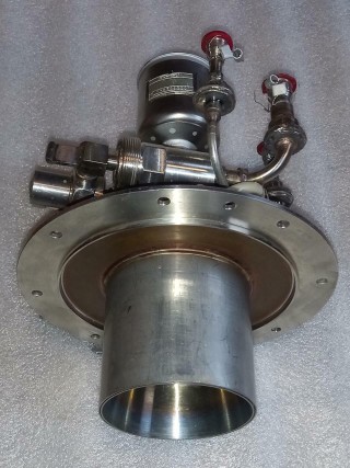 Low thrust engine 17D16